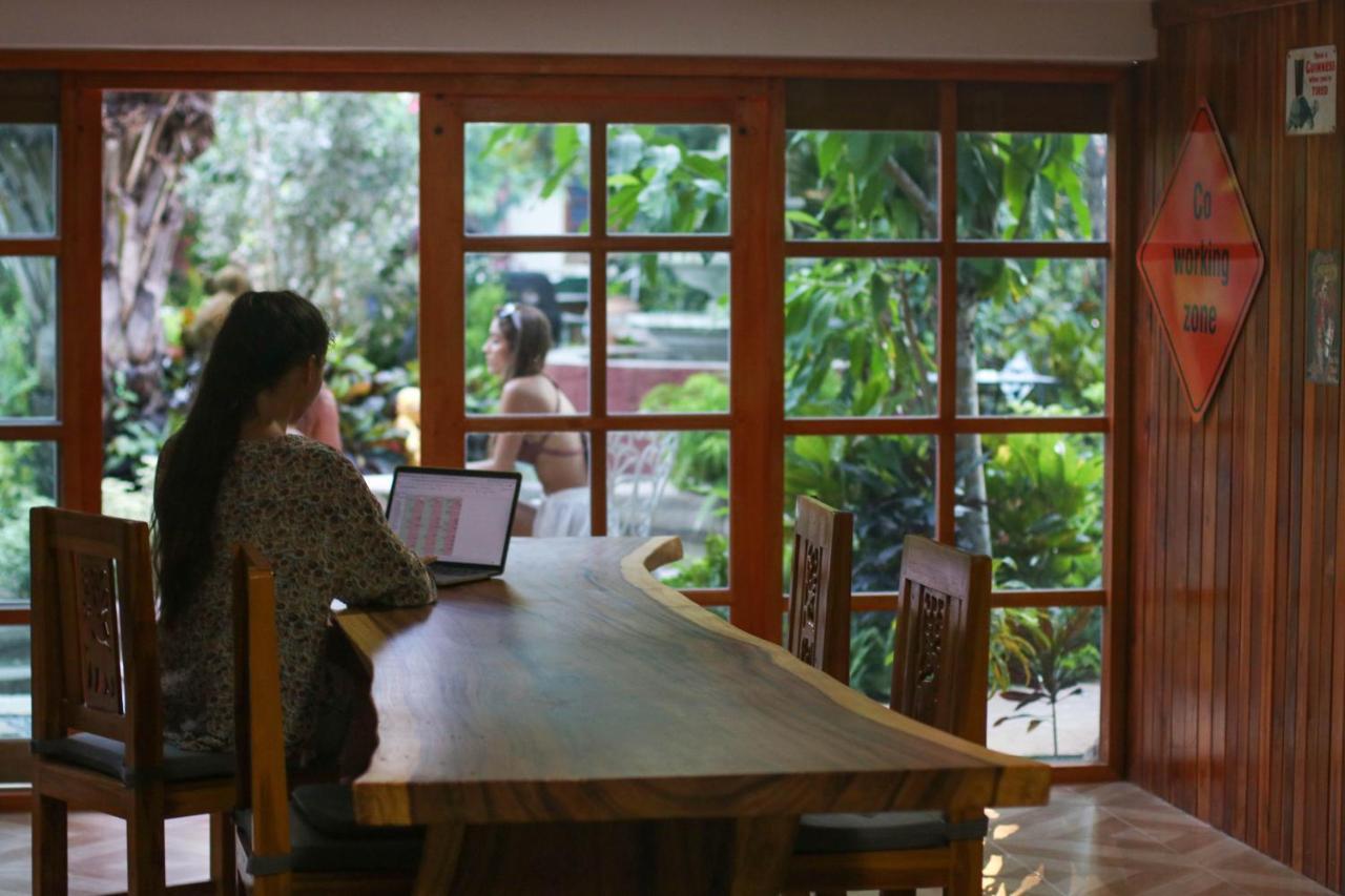 Namphung Phuket Boutique Resort Rawai Eksteriør bilde