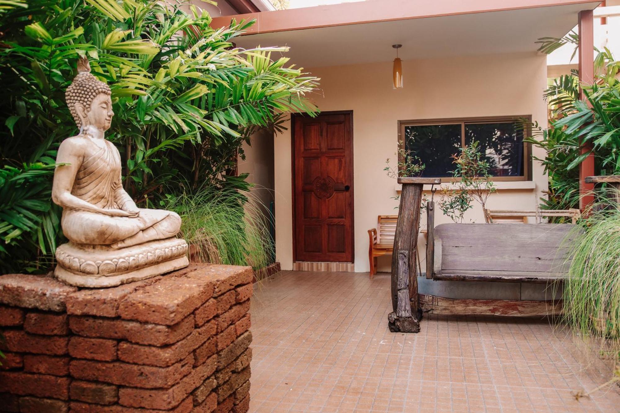 Namphung Phuket Boutique Resort Rawai Eksteriør bilde