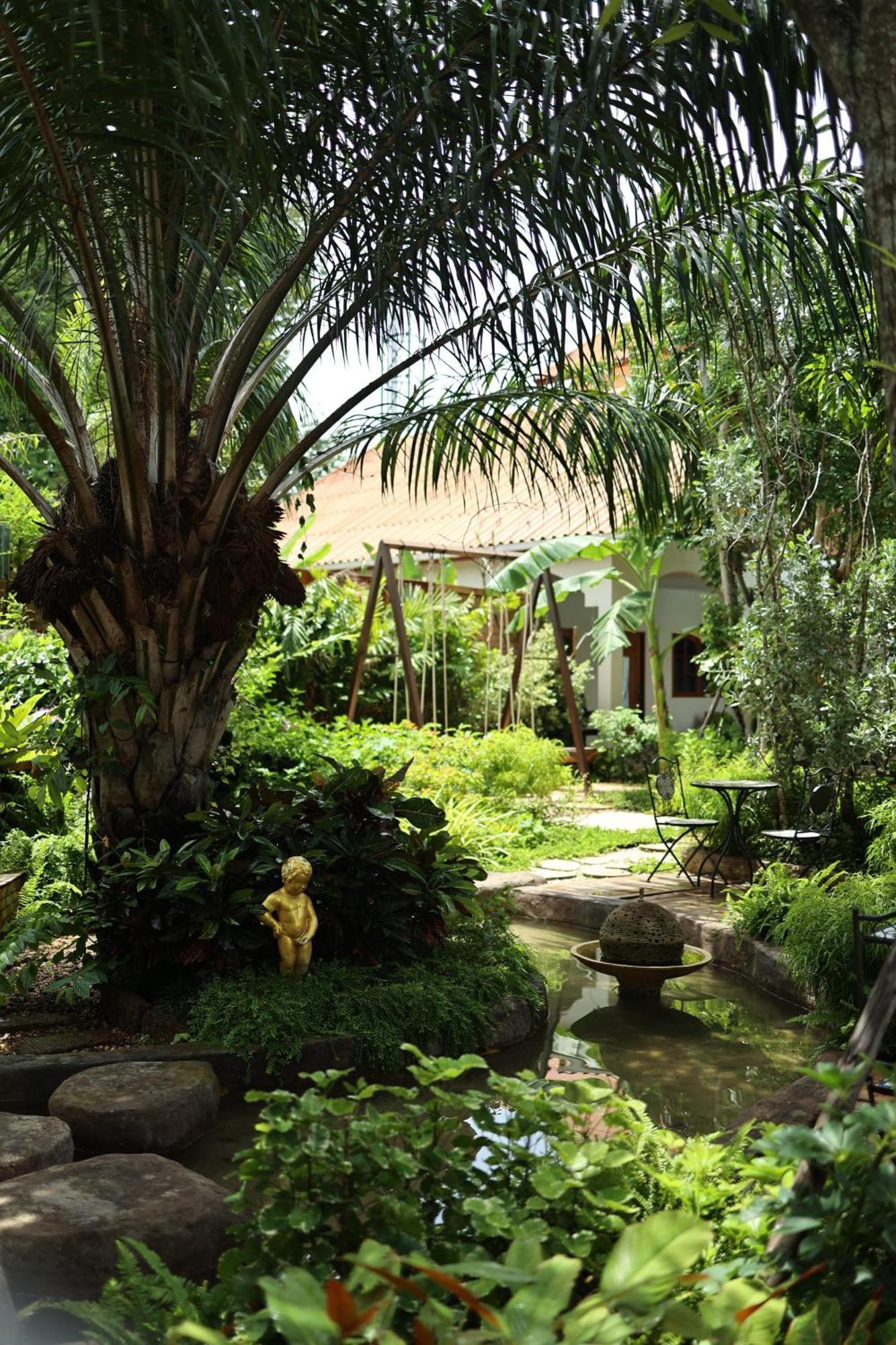 Namphung Phuket Boutique Resort Rawai Eksteriør bilde