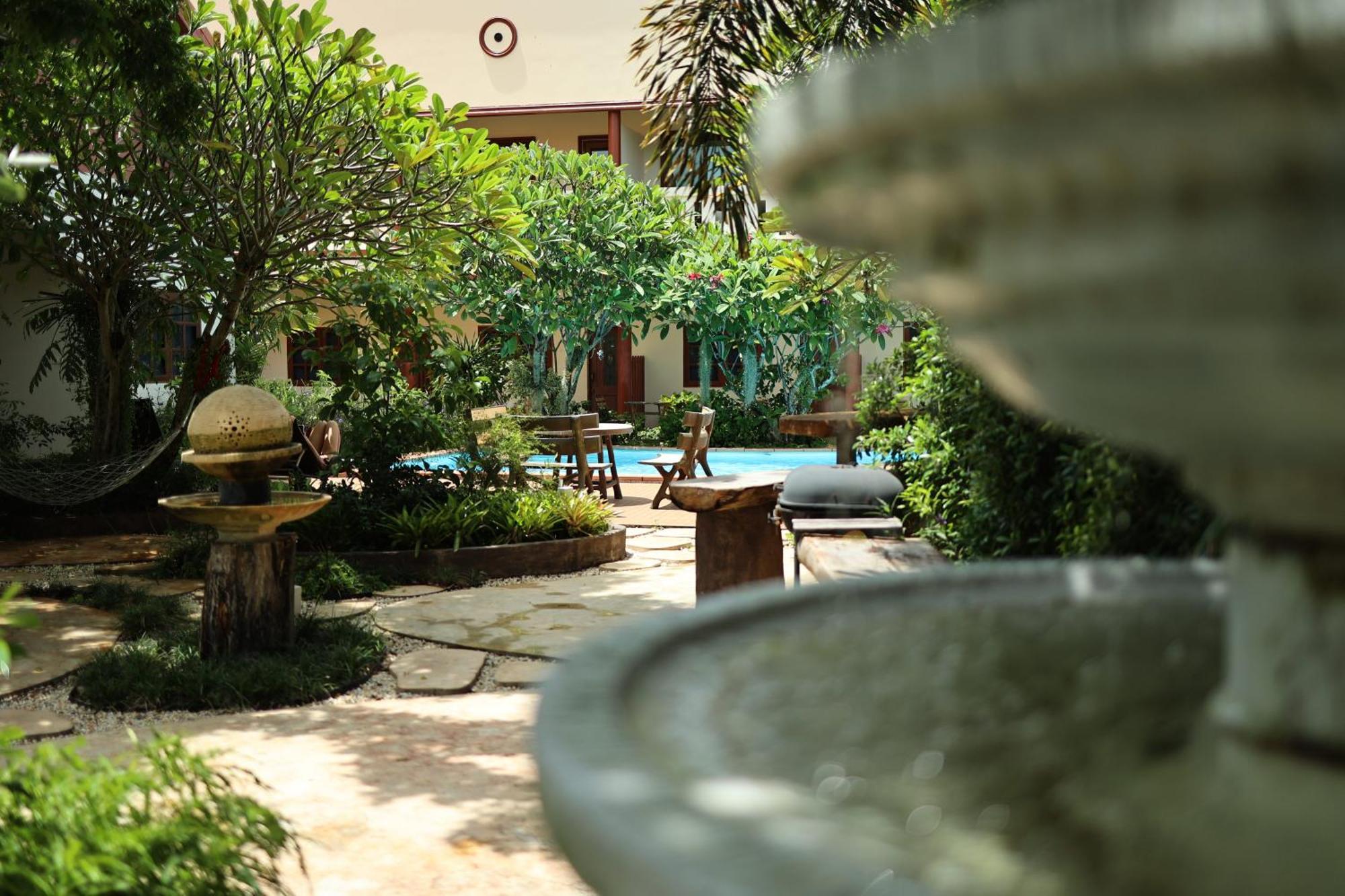 Namphung Phuket Boutique Resort Rawai Eksteriør bilde